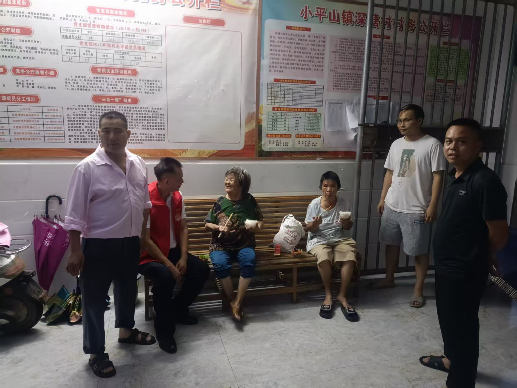 “韦帕”当前  广西兴业各级人大代表筑起 抗台“铜墙铁壁”