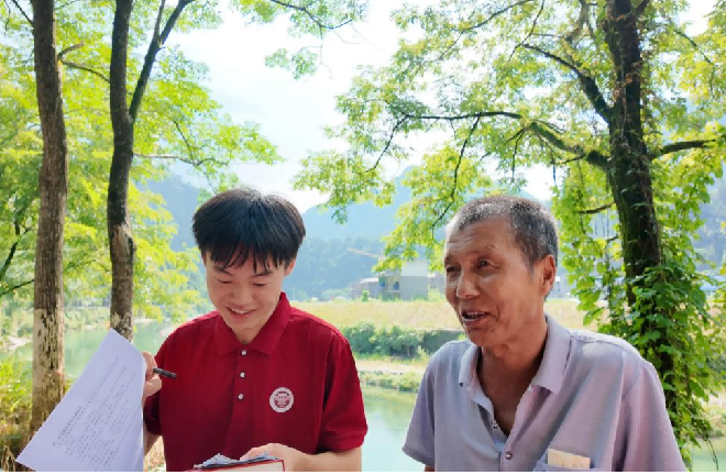 政策春风拂乡野：吉首大学“罗盛教”志愿服务队护航乡村学子逐梦路