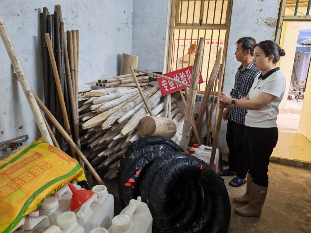 广西兴业县小平山镇：迎战“韦帕”护民安